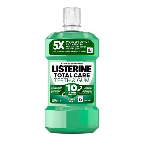 LISTERINE MOUTHWASH 250ML TEETH & GUM DEFENCE