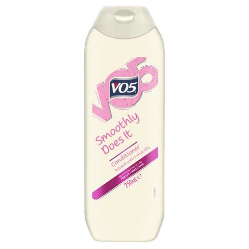 VO5 SMOOTHLY DOES IT CONDITIONER 250ML